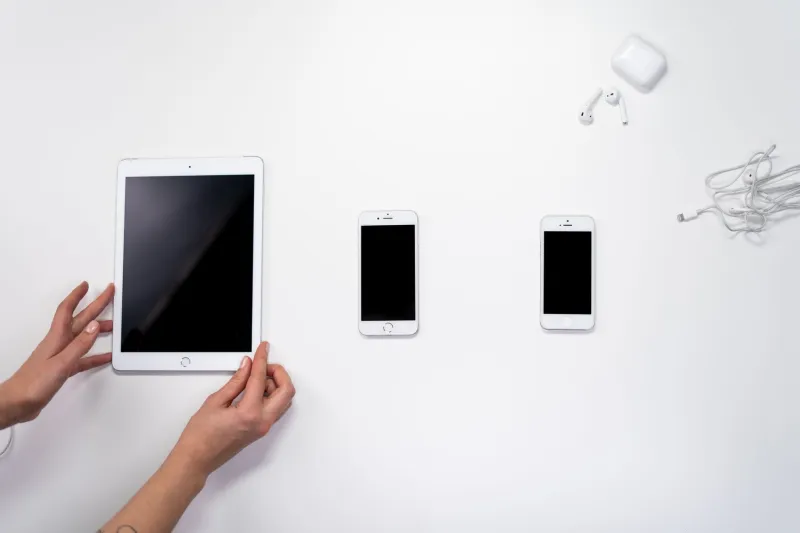 Confessions of a Hoarder: The Graveyard of Apple Devices Living in Your Junk Drawer